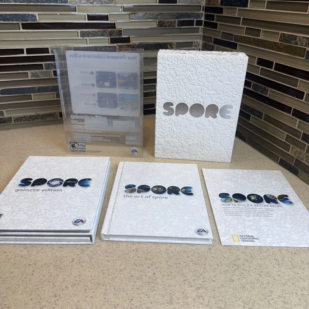 Spore Galactic Edition PC Mac 2008 EA Games Collector's Set with Art Book & DVD